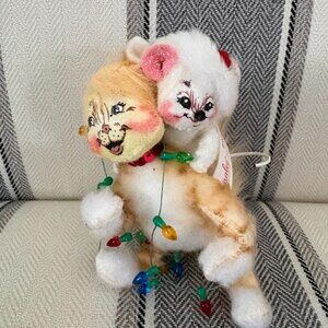 Annalee 4" Christmas Lights Kitty with Mouse (#807706)